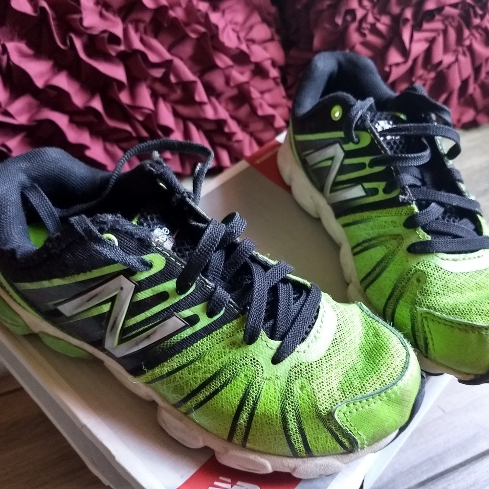 Running shoes